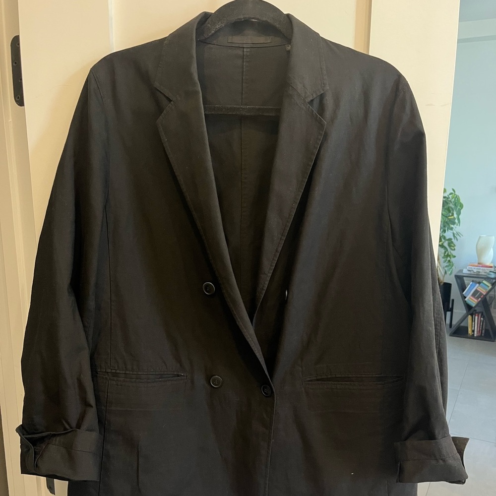 Black oversized Linen blazer by Uniqlo